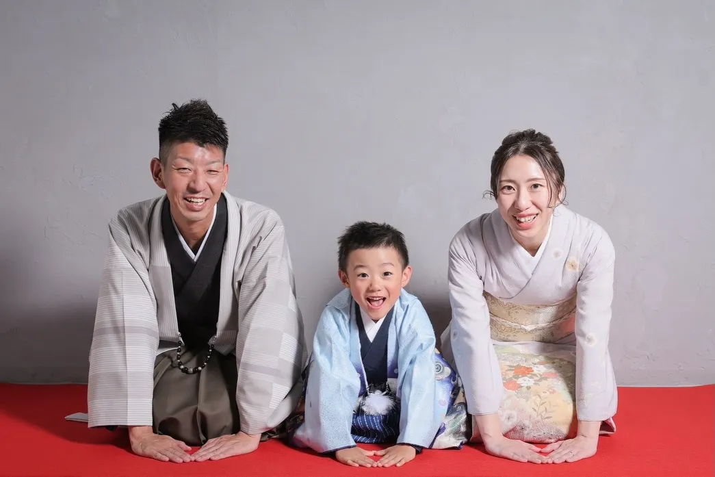 神社とスタジオ、2つの七五三撮影